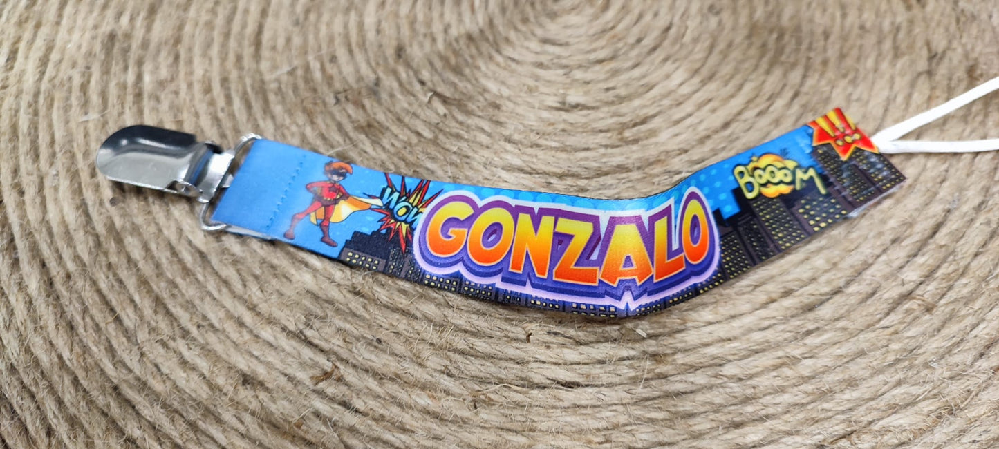Pinza chupete héroe - Gynger Boutique