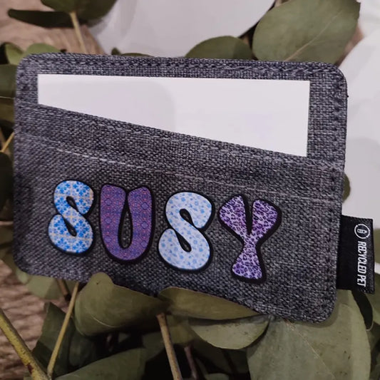 Tarjetero personalizado con nombre