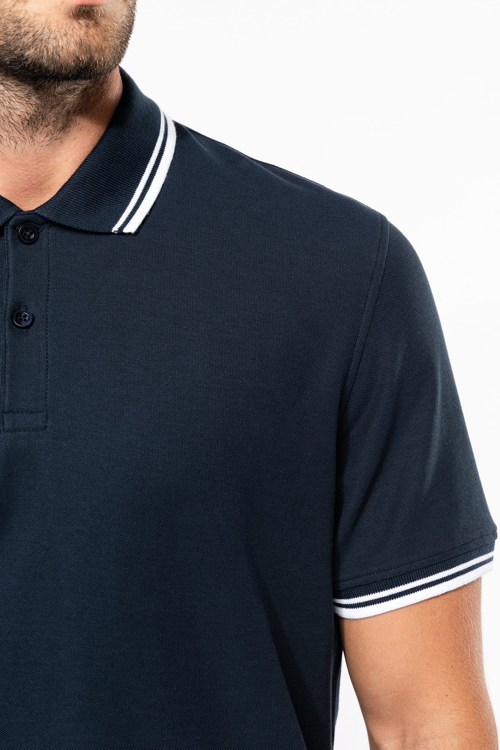 Polo de manga corta ribetes contrastados
