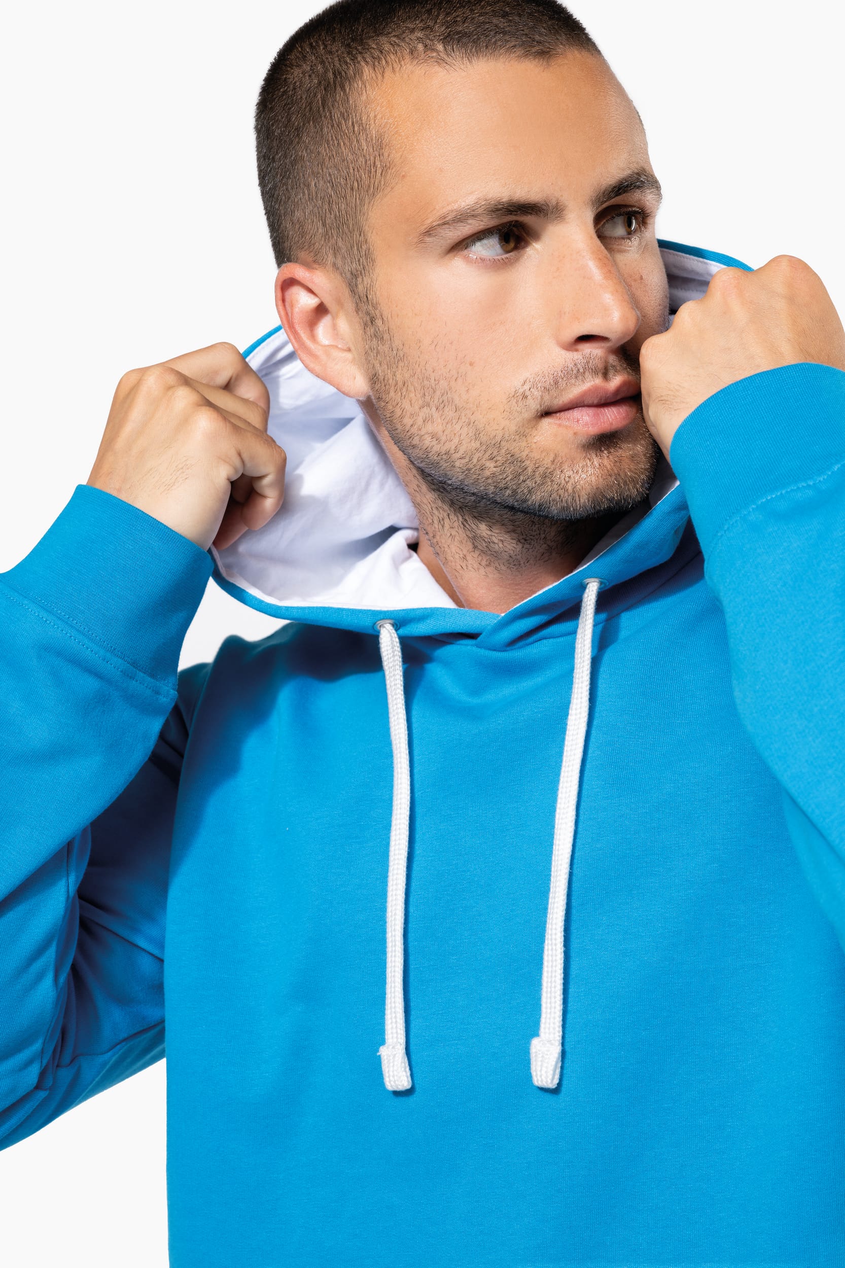 Sudadera capucha contrastada