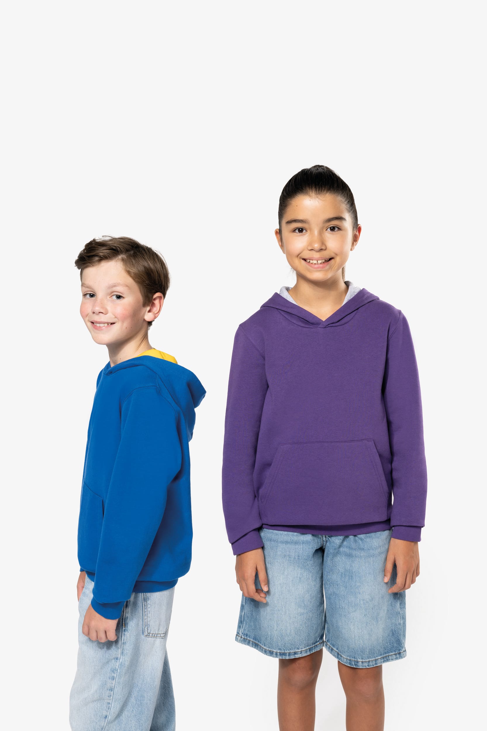 Sudadera capucha contrastada