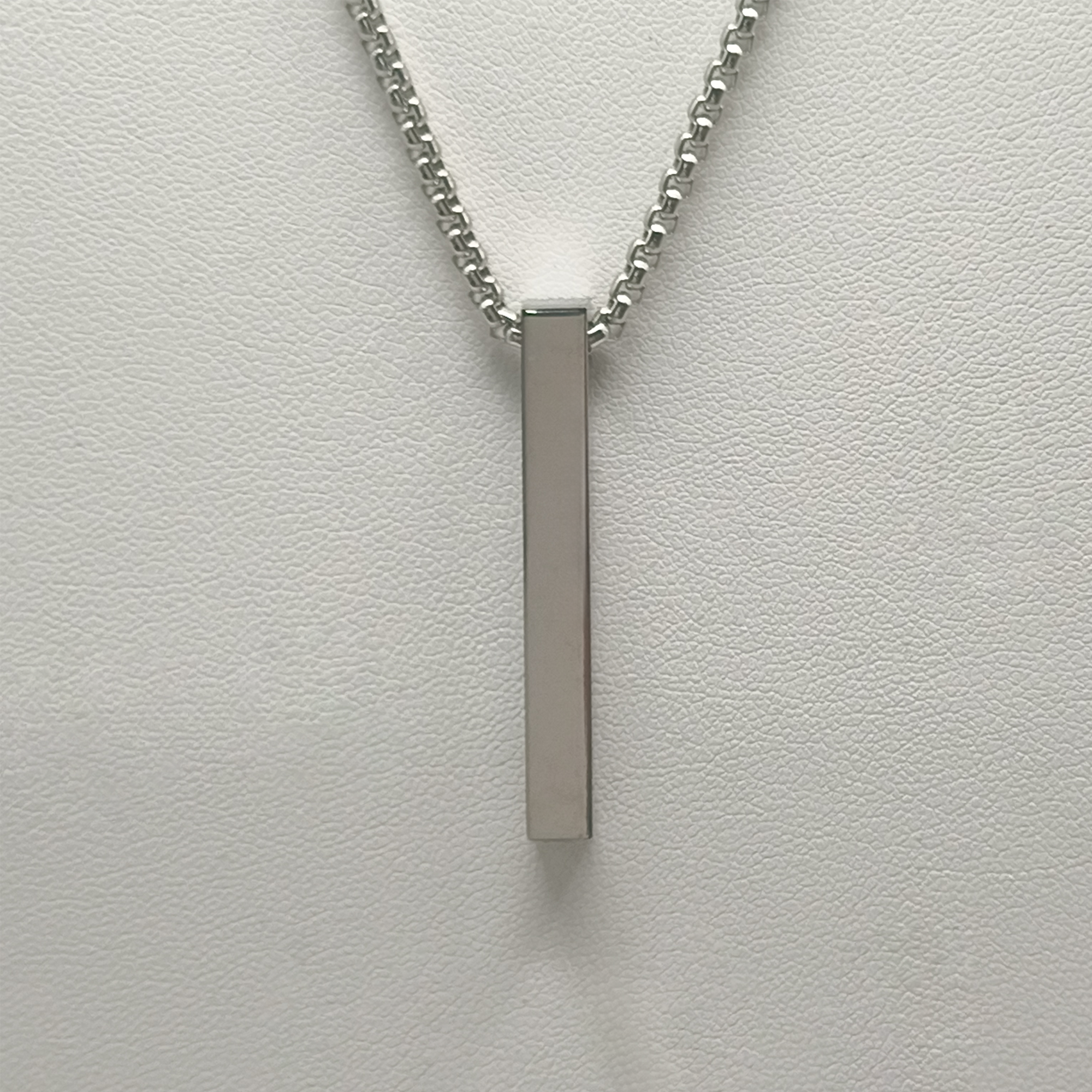 Colgante lingote fino plateado código reproductor