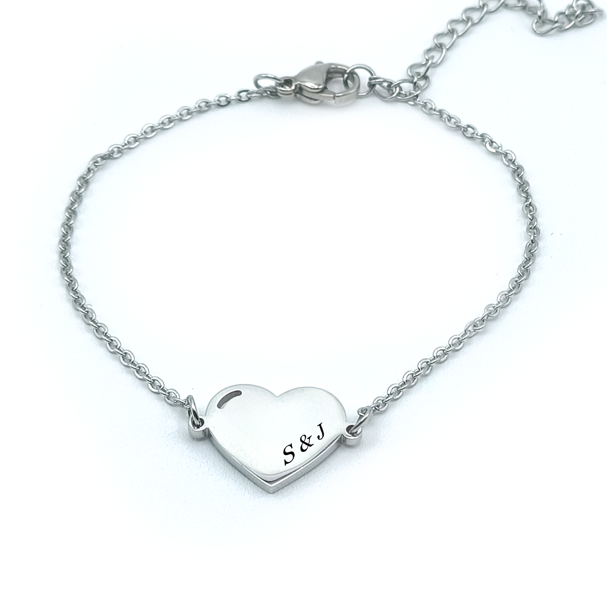 Pulsera corazón plateada iniciales